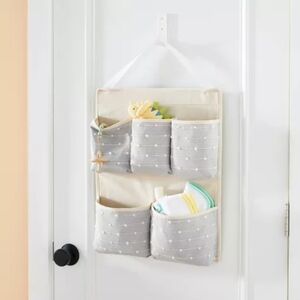 5 - Pocket hanging storage